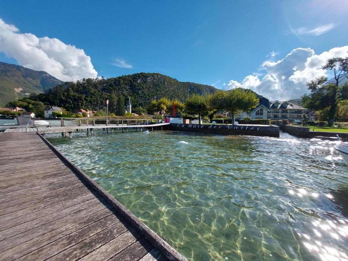Au Bord Du Lac D'Annecy, Logement Type Loft, Dans Residence Avec Plage Et Ponton Privee Duingt Εξωτερικό φωτογραφία